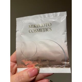 ミキモトコスメティックス(MIKIMOTO COSMETICS)のミキモトコスメティックス3点と、おまけ3種(入浴剤/バスソルト)