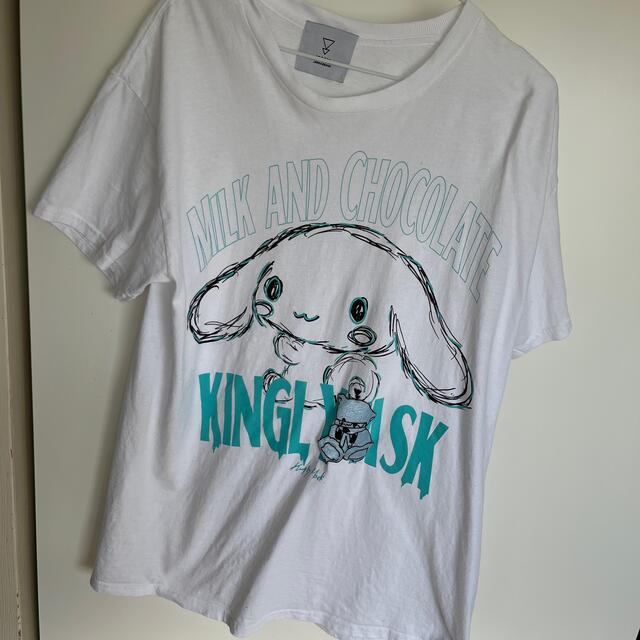 MILKBOY(ミルクボーイ)のシナモロール × KINGLYMASKコラボＴシャツ６ 原宿 キングリーマスク  メンズのトップス(Tシャツ/カットソー(半袖/袖なし))の商品写真