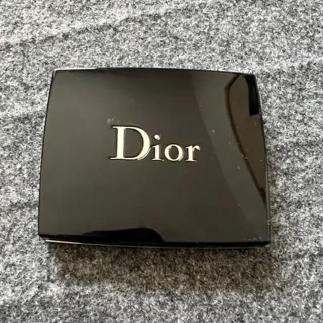 Dior(ディオール)のディオール サンク クルール クチュール 546 アイシャドウ コスメ/美容のベースメイク/化粧品(アイシャドウ)の商品写真