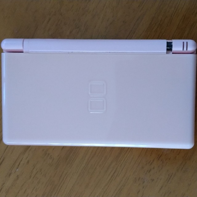 【8/2まで300円】Nintendo DS Lite (ピンク) エンタメ/ホビーのゲームソフト/ゲーム機本体(携帯用ゲーム機本体)の商品写真