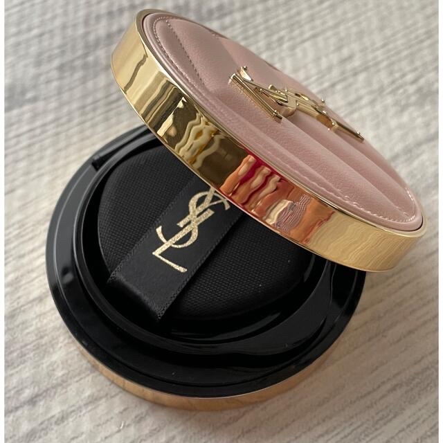 YSL 2022 メッシュ ピンククッションファンデ  B20新品✨