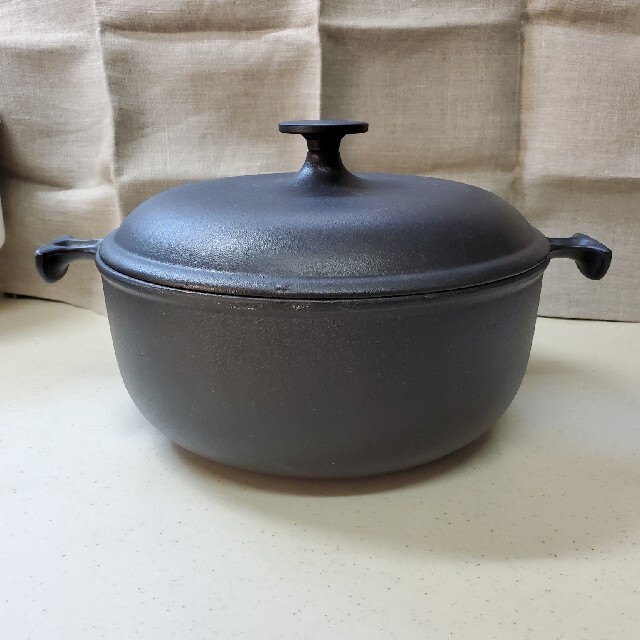 CREUSET (ルクルーゼ) ココットロンドENZO MARI鍋/フライパン