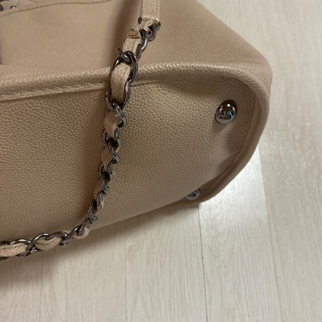 CHANEL(シャネル)のCHANEL 正規品 ショルダーバッグ ベージュ レディースのバッグ(ショルダーバッグ)の商品写真