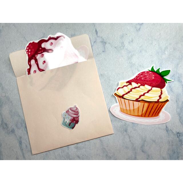 カップケーキのメッセージカードセット ハンドメイドの文具/ステーショナリー(カード/レター/ラッピング)の商品写真