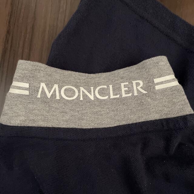 MONCLER(モンクレール)の2点おまとめモンクレール　ポロシャツ　美品 キッズ/ベビー/マタニティのキッズ服男の子用(90cm~)(Tシャツ/カットソー)の商品写真