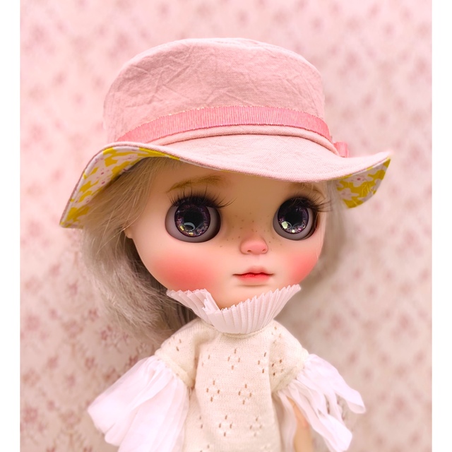 ブライス アウトフィット 黄色いお花サロペットSK ブラウス 帽子