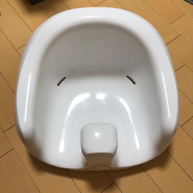 Bumbo(バンボ)のバンボ　マルチシート　海外輸入品 キッズ/ベビー/マタニティの授乳/お食事用品(その他)の商品写真