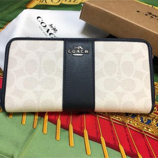 コーチ(COACH)のCOACH 長財布　　ネイビー／ホワイト2点(財布)