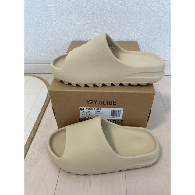 adidas YEEZY Slide "Bone" (FZ5897)