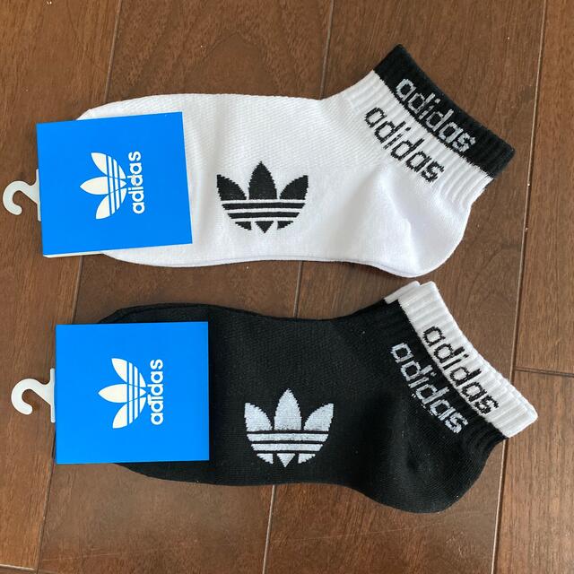 adidas(アディダス)のadidas靴下4足セット レディースのレッグウェア(ソックス)の商品写真