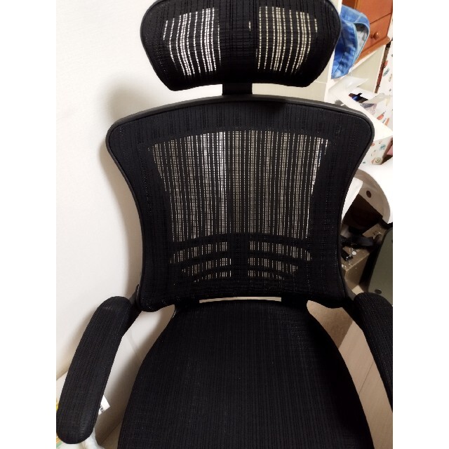 オフィスチェア　メッシュ　黒 インテリア/住まい/日用品の椅子/チェア(デスクチェア)の商品写真