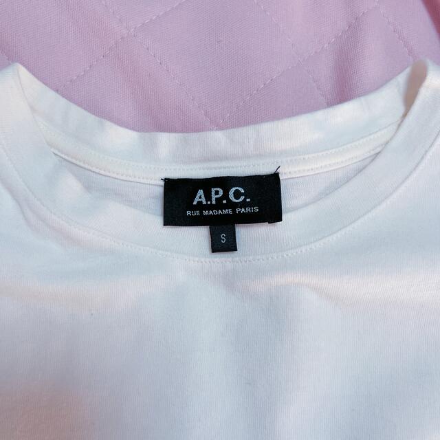 A.P.C(アーペーセー)のA.P.CポケT レディースのトップス(Tシャツ(半袖/袖なし))の商品写真