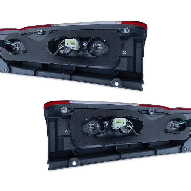 トヨタ 200系 ハイエース 4-6型 純正 タイプ フィン 付き テールライト