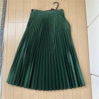 ザラ(ZARA)のＺＡＲＡ　プリーツロングスカート　XS(ロングスカート)