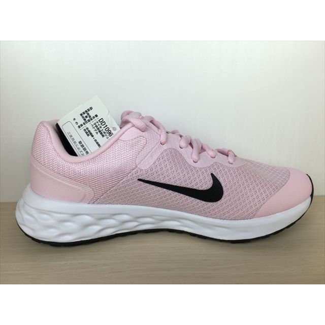 NIKE(ナイキ)のナイキ レボリューション6NN GS 靴 23,0cm 新品 (1222) キッズ/ベビー/マタニティのキッズ靴/シューズ(15cm~)(スニーカー)の商品写真