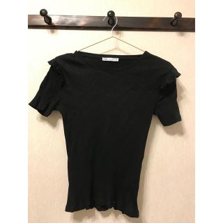 ザラ(ZARA)のZARA ザラ フリル チビTシャツ 黒(Tシャツ(半袖/袖なし))