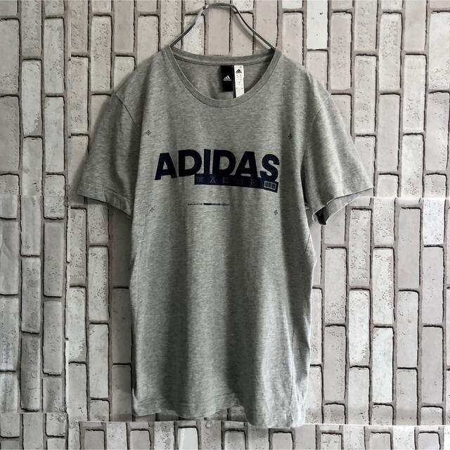 adidas(アディダス)のアディダス　Tシャツ　シャツ　バックロゴ　パホーマンスロゴ　珍品　大文字ロゴ メンズのトップス(Tシャツ/カットソー(半袖/袖なし))の商品写真