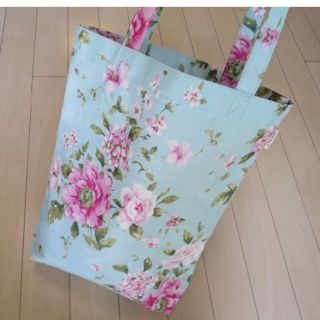 ローラアシュレイ(LAURA ASHLEY)の【未使用】ローラアシュレイ　トートバッグ　水色(トートバッグ)