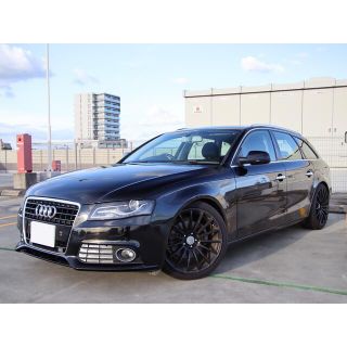 アウディ(AUDI)のアウディ  A4アバントカスタム　ブラック19AW  金額70万円　売れました☆(車体)