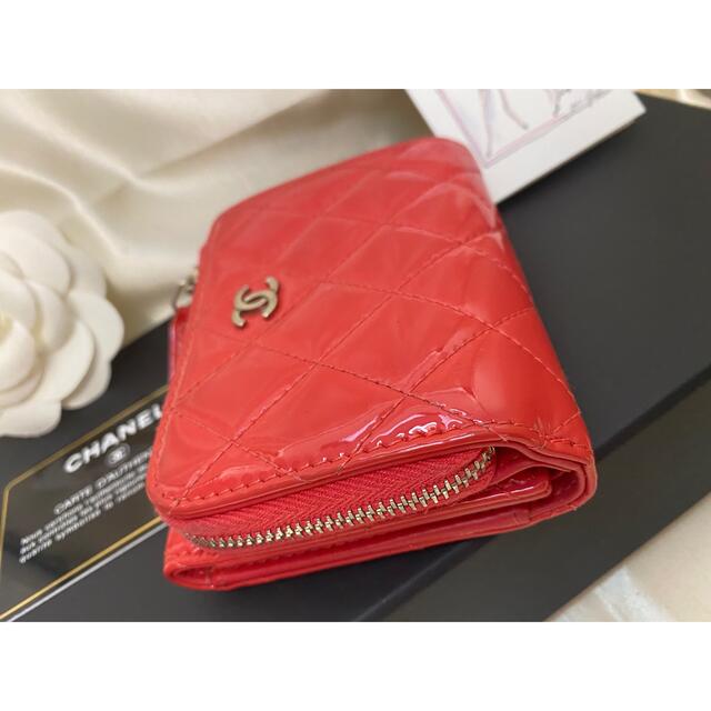 _^様専用 CHANEL マトラッセ 折り財布 エナメル レッド _^様専用 CHANEL マトラッセ 折り財布 エナメル レッド
