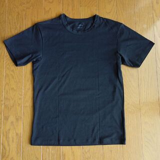 ユニクロ(UNIQLO)のユニクロ　エアリズムコットンクルーネックT　XS　黒(Tシャツ/カットソー(半袖/袖なし))