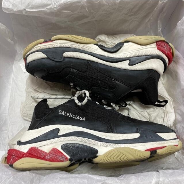 Balenciaga(バレンシアガ)のBalenciaga triple s スニーカー 42 メンズの靴/シューズ(スニーカー)の商品写真