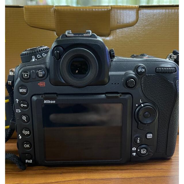 Nikon D500 ボディ 極美品 約800ショット　保証残り約2年