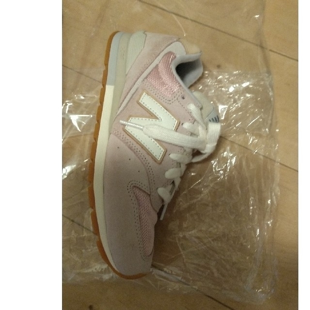 New Balance(ニューバランス)の❮トラ様専用❯❮9/20値下げしました❯ニューバランス 996 レディースの靴/シューズ(スニーカー)の商品写真