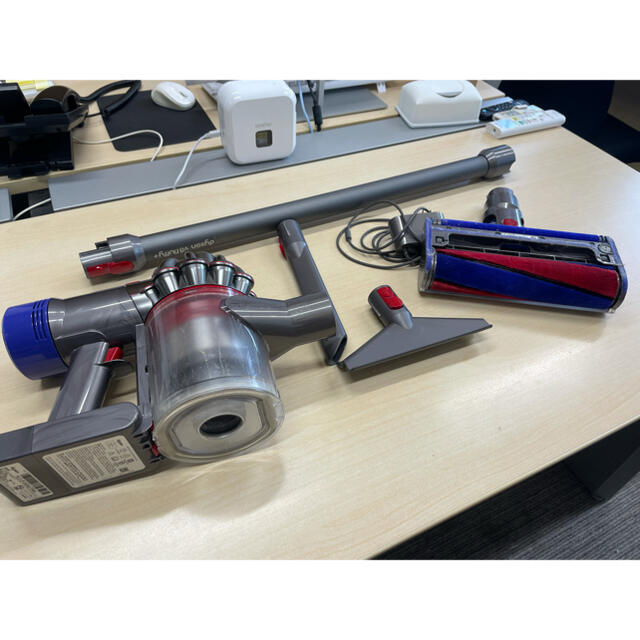 Dyson SV10 コードレス掃除機