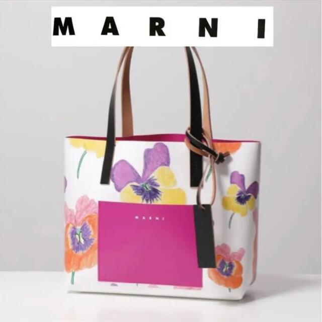 Marni(マルニ)の※値下げ!!新品　新作　マルニ　バッグ　トートバッグ　花　フラワー　パープル　紫 レディースのバッグ(トートバッグ)の商品写真