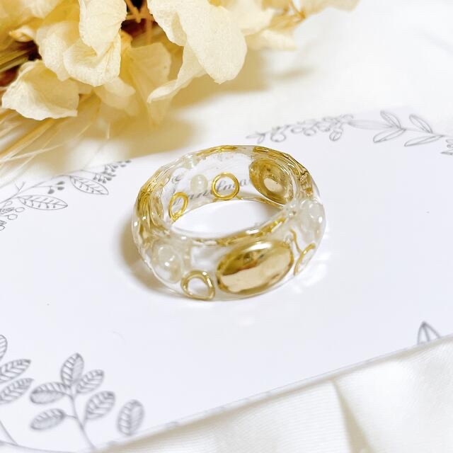 レジンリング　指輪　リング　ゴールド　パール　大人可愛い　キラキラ　13号 ハンドメイドのアクセサリー(リング)の商品写真