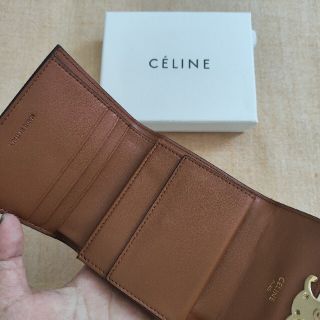 celine - ❤即発・さいふ❤ CELINE セリーヌ 折り財布 大人気の通販 by celine - ❤即発・さいふ❤ CELINE セリーヌ 折り財布 大人気の通販 by