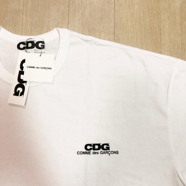 COMME des GARCONS(コムデギャルソン)の新品 新作 コムデギャルソン オーバーサイズTシャツ ワンポイント シュプリーム メンズのトップス(Tシャツ/カットソー(半袖/袖なし))の商品写真