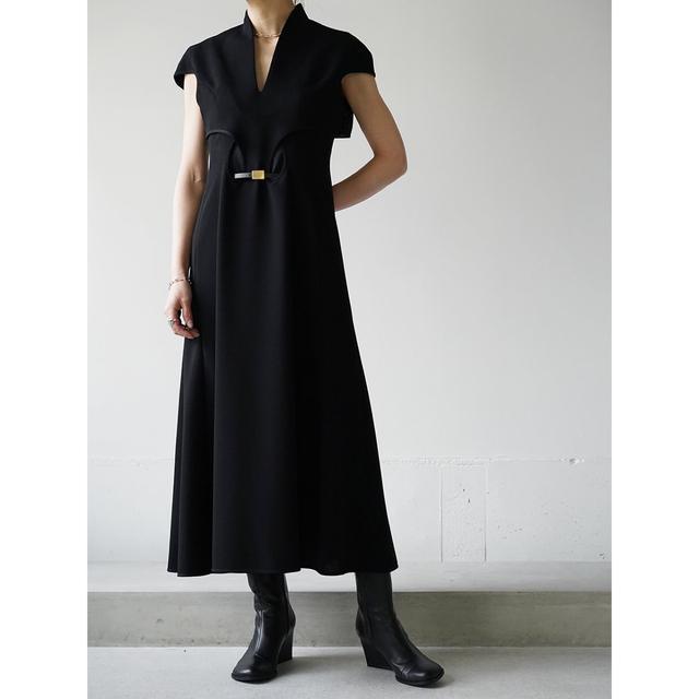 mame Flared Hole Dress with Leather Belt