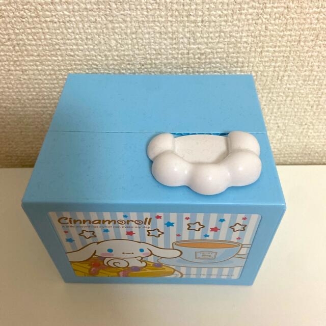 シナモロール(シナモロール)の貯金箱 シナモン シナモロール コインケース  エンタメ/ホビーのおもちゃ/ぬいぐるみ(キャラクターグッズ)の商品写真