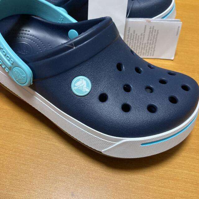 crocs(クロックス)の新品 20㎝ クロックス クロックバンド 2.0 クロッグ ネイビー キッズ/ベビー/マタニティのベビー靴/シューズ(~14cm)(サンダル)の商品写真