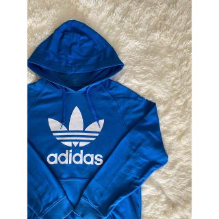 アディダス(adidas)の〈 人気 〉adidas アディダス  ビックロゴパーカー　古着(パーカー)