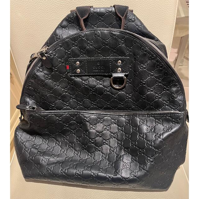 Gucci(グッチ)のGUCCI レザー型押しバックパック リュックサック レディースのバッグ(リュック/バックパック)の商品写真