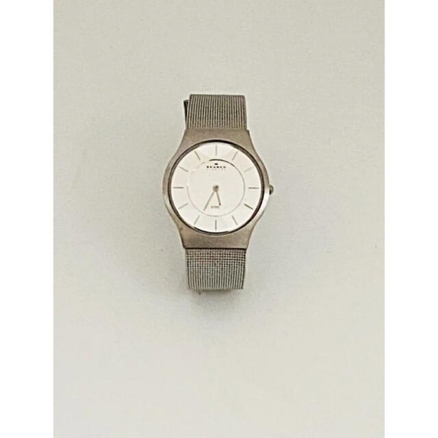 SKAGEN(スカーゲン)の腕時計　SKAGEN スカーゲン　シルバー　電池切れ メンズの時計(腕時計(アナログ))の商品写真