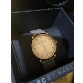 マークバイマークジェイコブス(MARC BY MARC JACOBS)の【送込】MARC BY MARC JACOBS 腕時計　ピンクゴールド(腕時計)