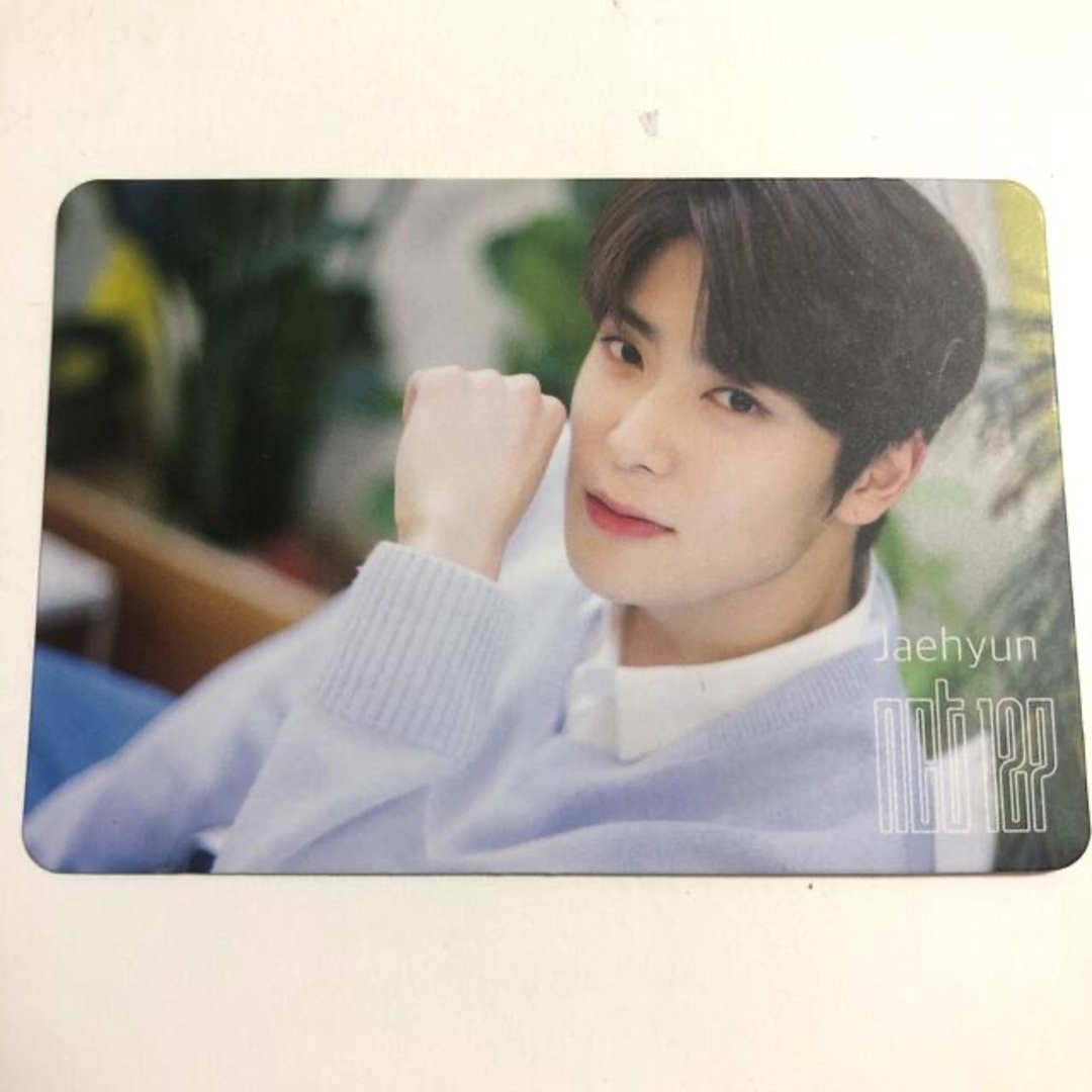 NCT 127 ジェヒョン 雑誌 フォトカード トレカ yesカード グッズ エンタメ/ホビーのタレントグッズ(アイドルグッズ)の商品写真