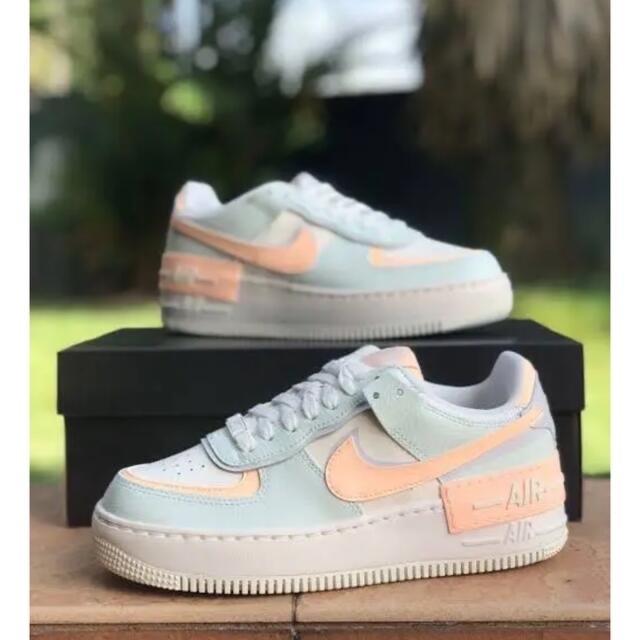 NIKE(ナイキ)のナイキ エアフォース Nike Air Force 1 Low Shadow レディースの靴/シューズ(スニーカー)の商品写真