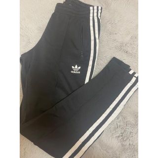 アディダス(adidas)のadidas パンツ(カジュアルパンツ)