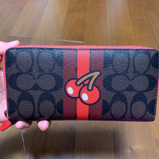 コーチ(COACH)の本体のみ　56718 コーチ　長財布　パックマンチェリー(長財布)