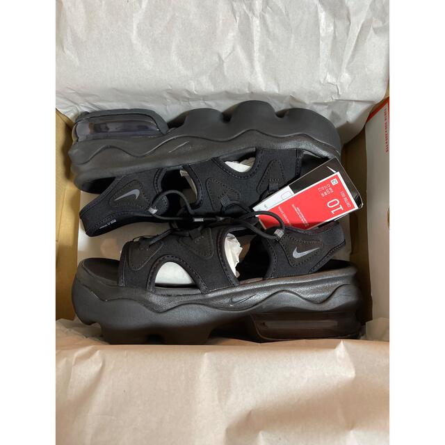 NIKE(ナイキ)の新品タグ付き　ナイキエアマックス ココ 27cm レディースの靴/シューズ(サンダル)の商品写真