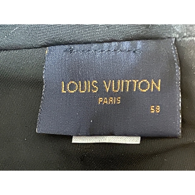 LOUIS VUITTON(ルイヴィトン)のキャスケット 1.1 モノグラム レザーキャップ メンズの帽子(キャップ)の商品写真