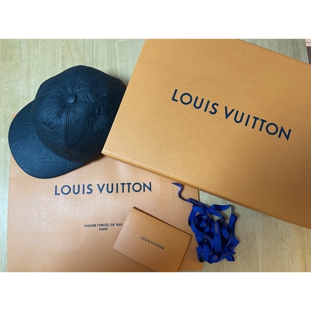 LOUIS VUITTON(ルイヴィトン)のキャスケット 1.1 モノグラム レザーキャップ メンズの帽子(キャップ)の商品写真