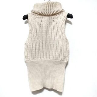 グッチ ニット/セーター(レディース)(ノースリーブ)の通販 15点 アウトレット 新品 グッチノースリーブニット GUCCI Tシャツ/カットソー(半袖/袖なし)