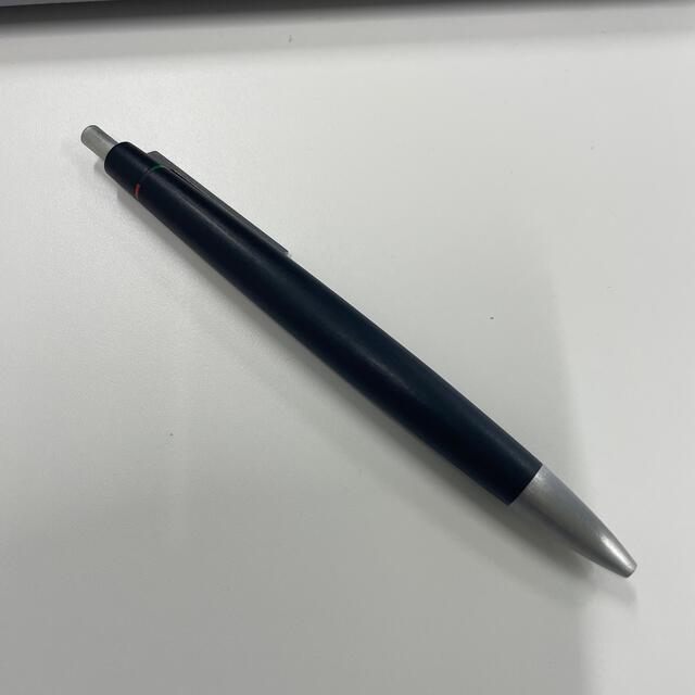 LAMY(ラミー)のLAMY2000 4色ボールペン インテリア/住まい/日用品の文房具(ペン/マーカー)の商品写真