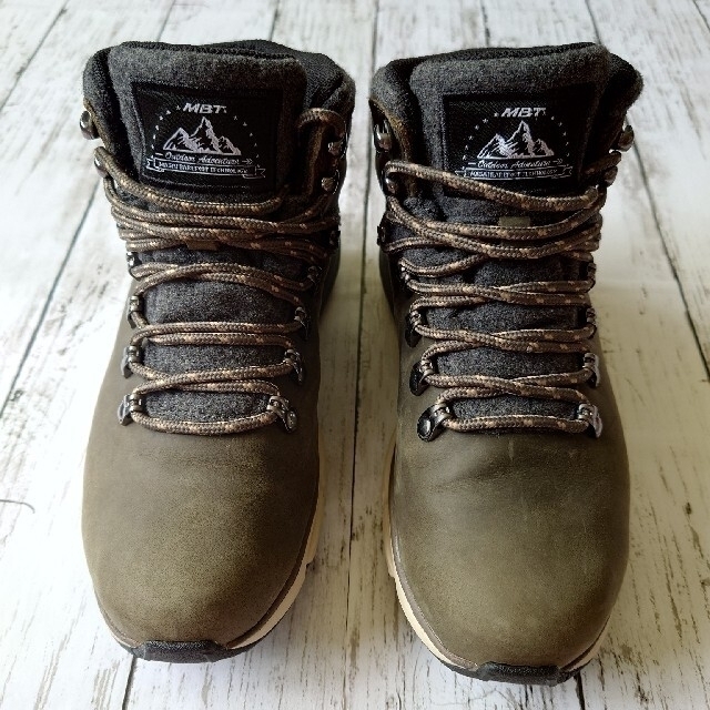 MBTレディースALPINE OLIVE GREEN 24cm GORE-TEX レディースの靴/シューズ(スニーカー)の商品写真